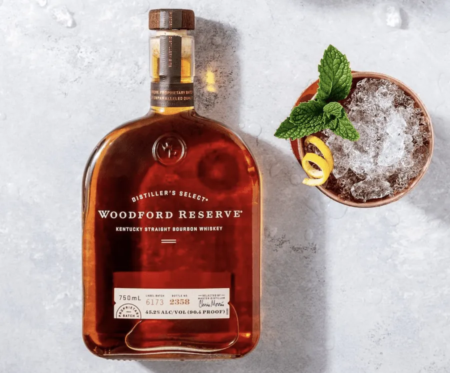 Woodford Reserve Whiskey along with ice for cocktail